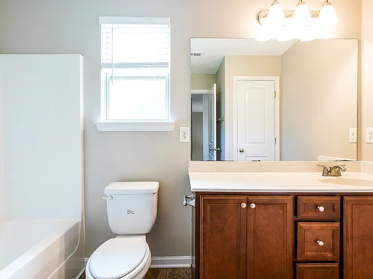 1096 Shire Dr — Photo 16
