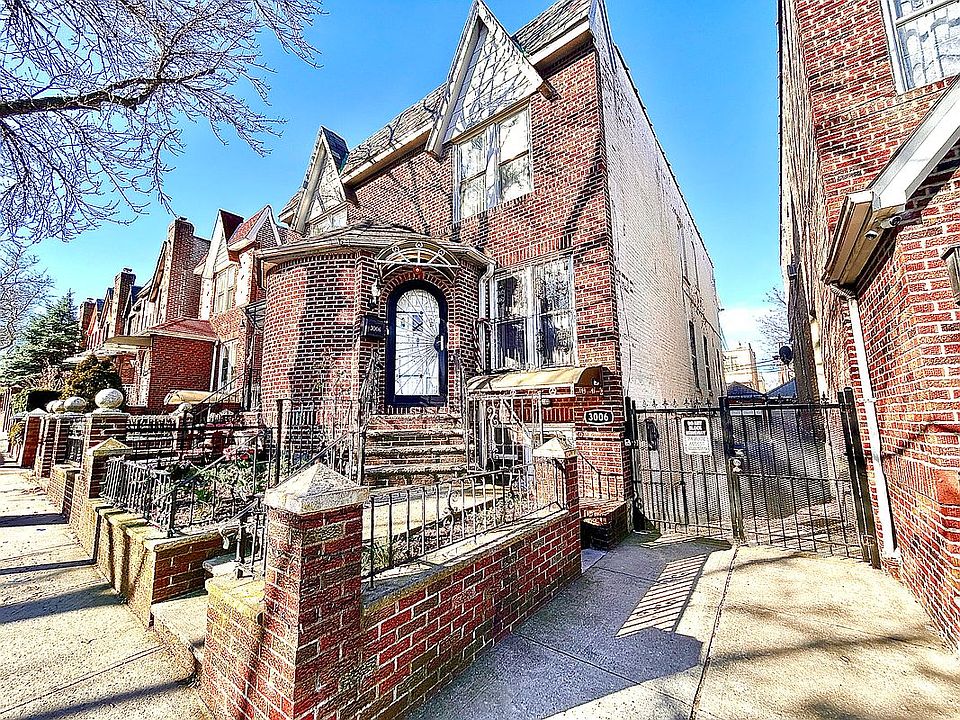 1st image of 30-06 85th St