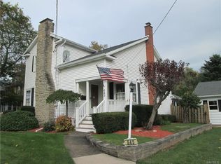 645 Locust St, Lockport, NY 14094