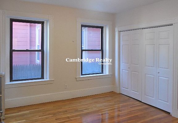 4th image of 40 Cedar St #1T