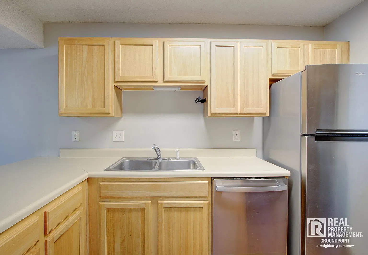 2 bed, 1.5 bath, 1052 sqft, $1,700 — Photo 4