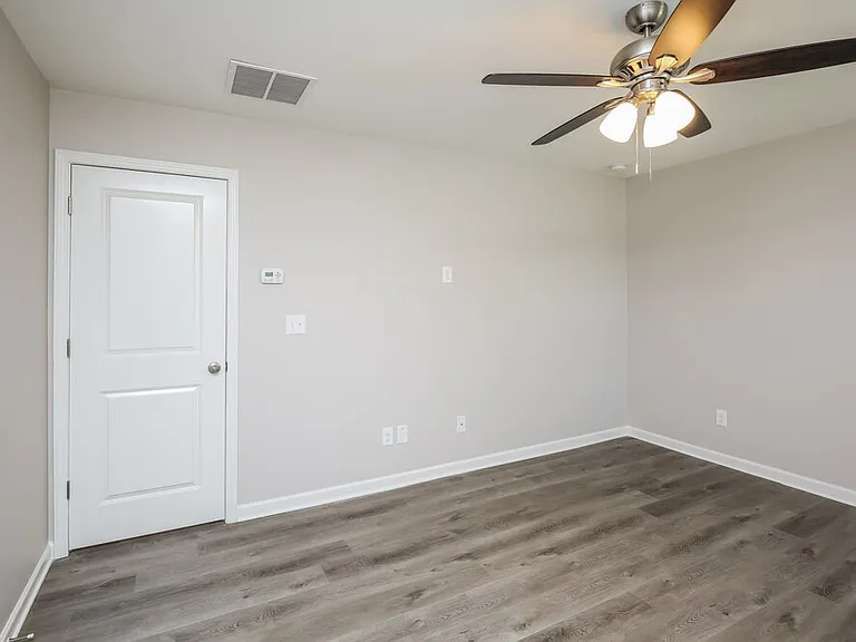 643 Nonsuch Way — Photo 15