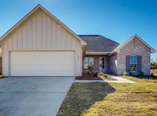 403 Butternut Dr, Canton, MS 39046