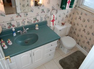 22843 Brook Forest Rd, Novi, MI 48375