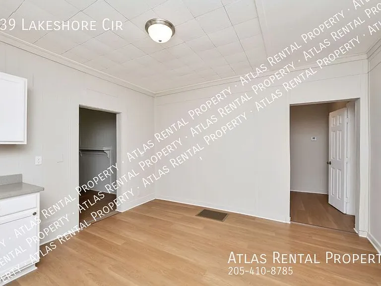 439 Lakeshore Cir — Photo 17