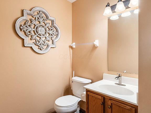3rd image of 1376 Phlox Ave #180