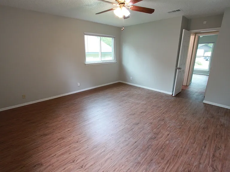 6606 Betty Cook Dr — Photo 25