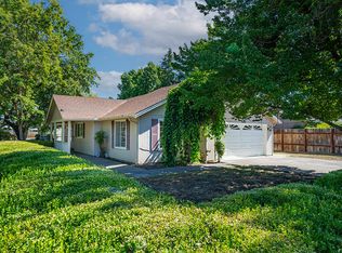 445 Midway Rd, Medford, OR 97501