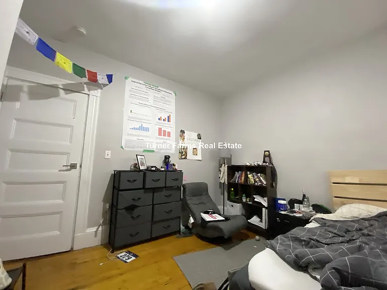 147 Columbia St #22L — Photo 10