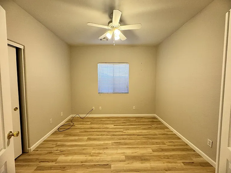 495 N Bluejay Dr — Photo 32