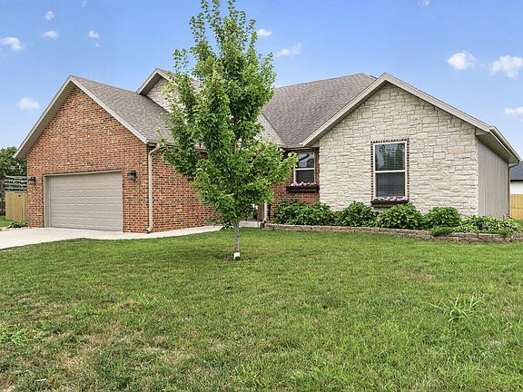 2nd image of 1910 E Whetstone Drive