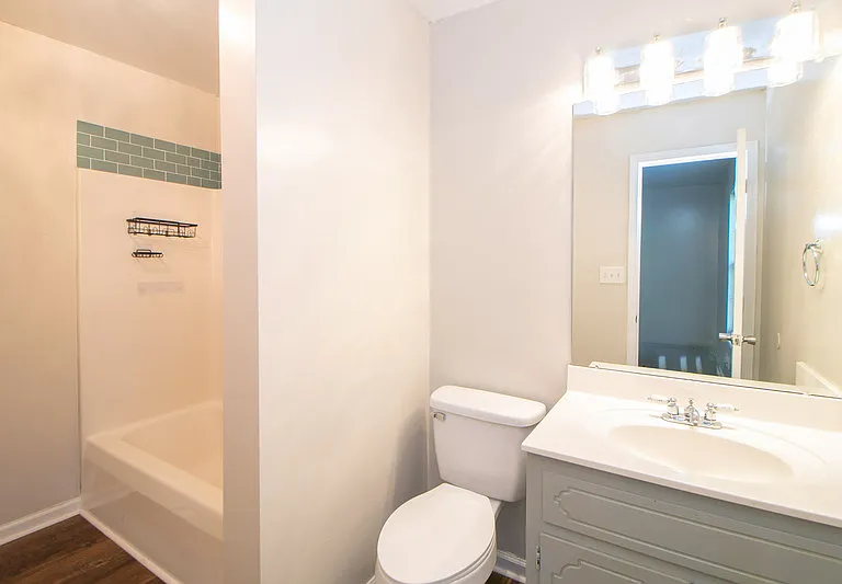 529 Indian Ave — Photo 20