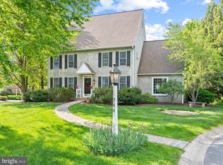 744 Goose Neck Dr, Lititz, PA 17543