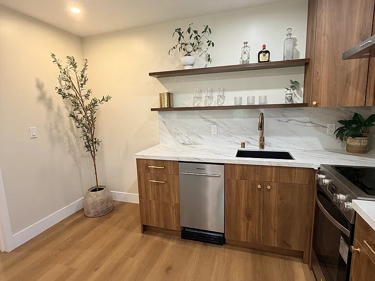 183 Rochester St #B1 — Photo 7
