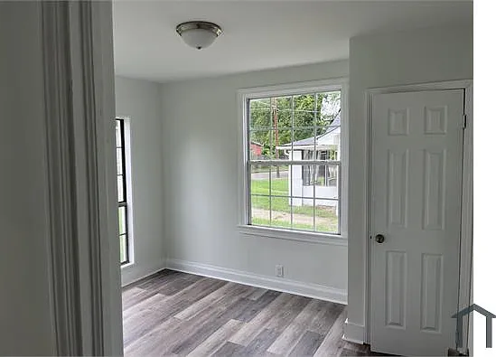 2526 Lee Ave SW — Photo 5