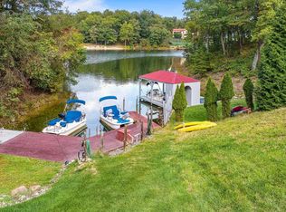 563 S Lakewood Dr, Ridgeley, WV 26753