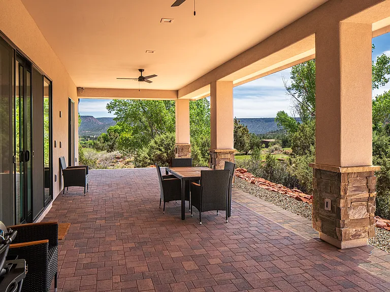 20 Crystal Sky Dr — Photo 10