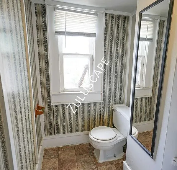 801B W Riverside Ave — Photo 9