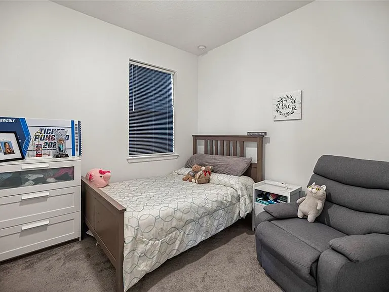 9412 SW 53rd Pl — Photo 15
