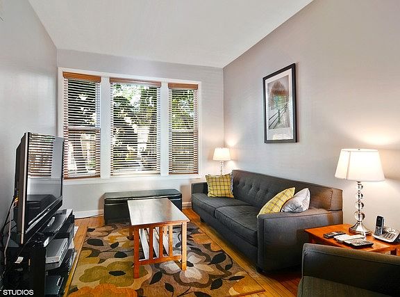 2nd image of 2642 N Washtenaw Ave APT 1