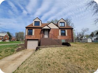 8687 Belhaven Dr, Saint Louis, MO 63114