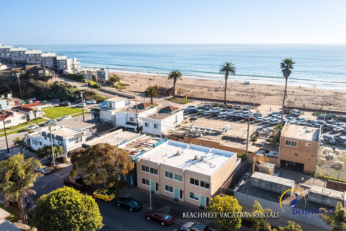 Building Photo - 112 Marina Ave #112