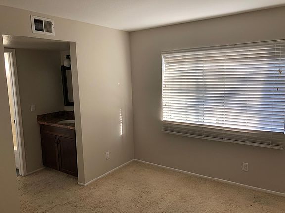 5th image of 1318 Corson St APT 2