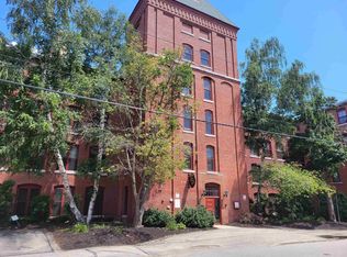 470 Silver St APT 113, Manchester, NH 03103