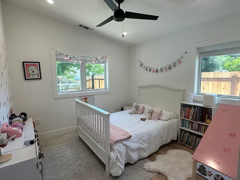 1717 Cottonwood Ln — Photo 16