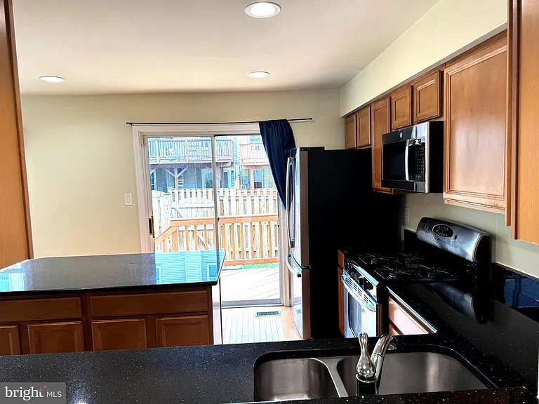 5316 Ridley Ct — Photo 9