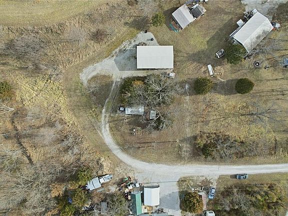 4th image of 34 Oakdale Ct