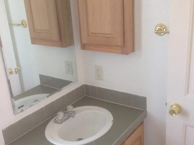 3147 NW 11th Ave — Photo 21