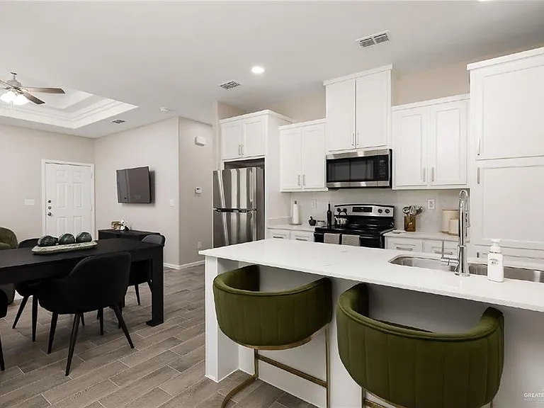 2813 E Harrison Ave #1 — Photo 5