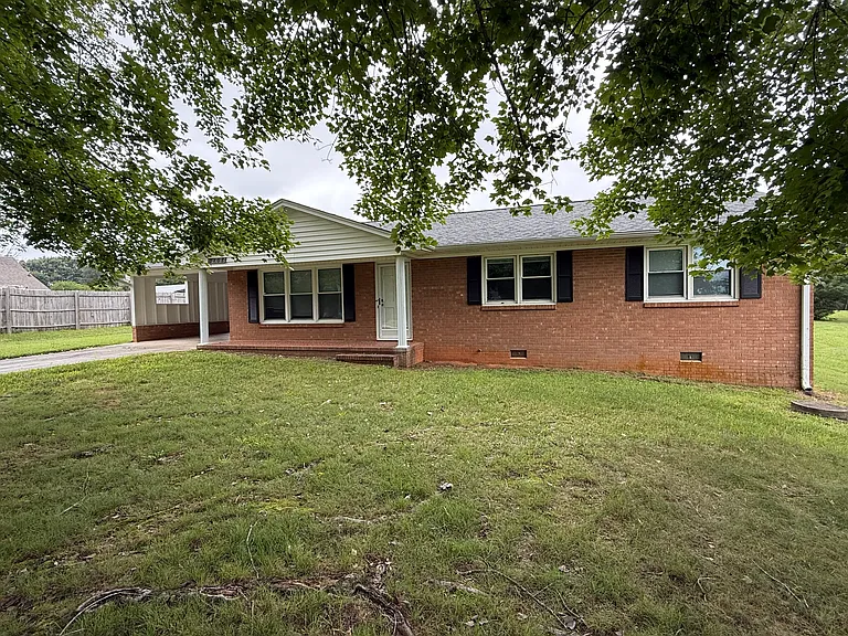 2108 Enterprise Rd — Photo 2