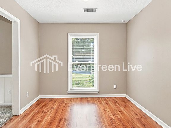 5th image of 7239 63rd Ave E