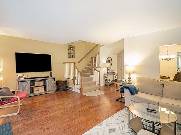 2nd image of 1972 S Shore Dr APT 2