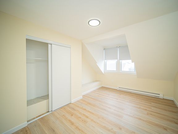 3rd image of 83-85 Nagle St #3