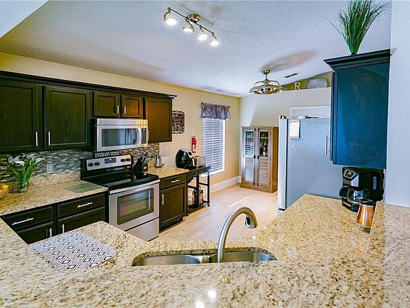 3rd image of 11118 Fairhaven Way