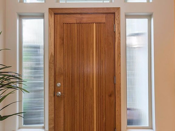 3rd image of 8833 Tahan Ln