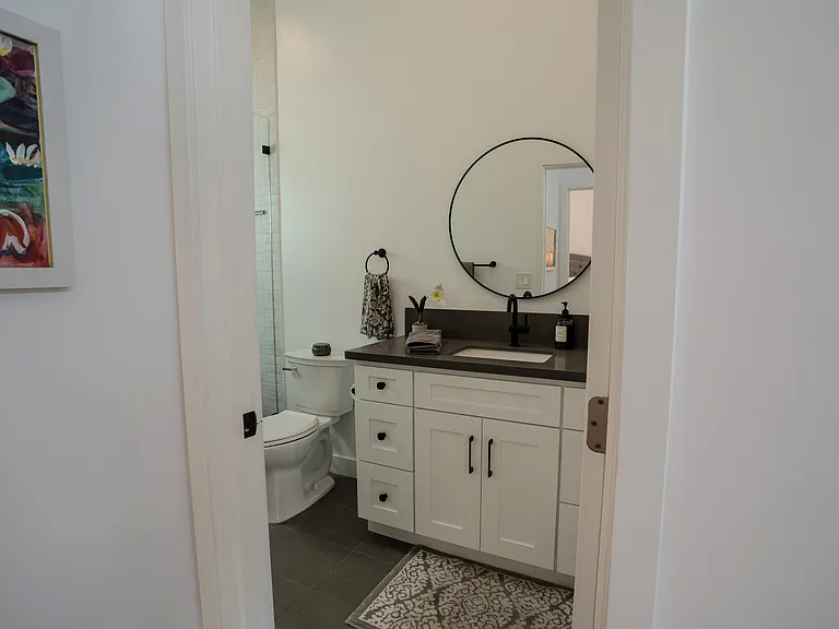 4646 Goodland Ave — Photo 20