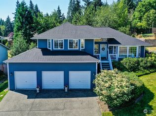830 181st Pl SW, Lynnwood, WA