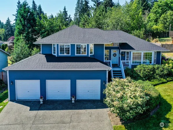 830 181st Place SW, Lynnwood, WA 98037
