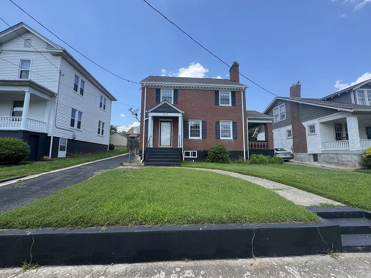 Building Photo - 310 Yeardley Ave