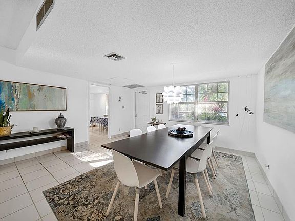 5th image of 4031 N Cypress Drive #102