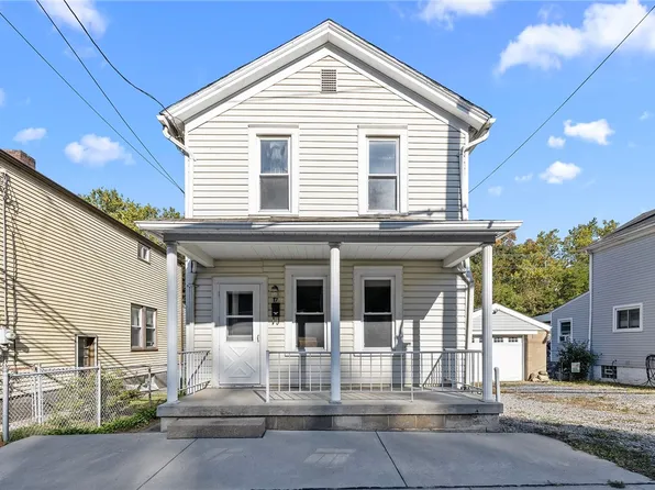 17 Ambridge Ave, Ambridge, PA 15003