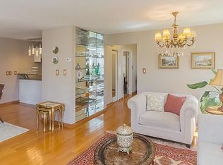 7628 Westlake Ter, Bethesda, MD 20817