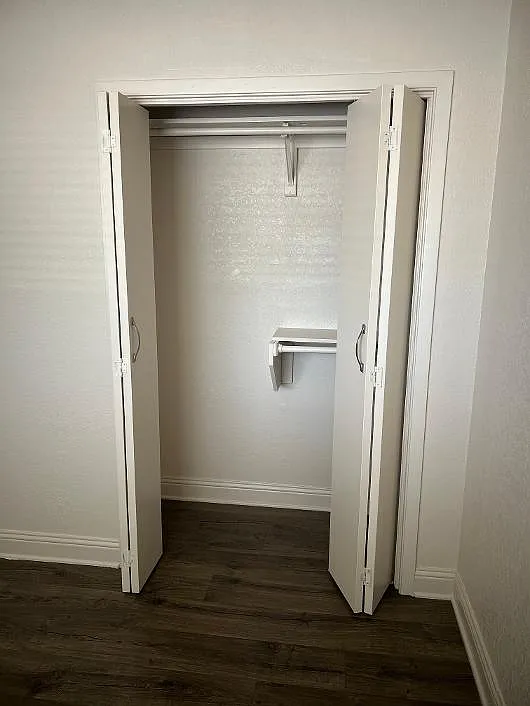 2 bed, $1,025 — Photo 4