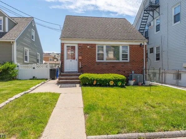 19 Albert St, North Arlington Boro, NJ 07031