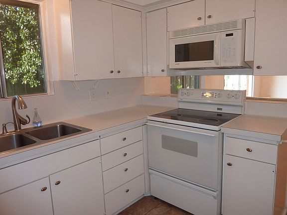 2nd image of 5518 Jackwood St