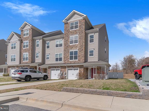 2nd image of 63 Clydesdale Ln
